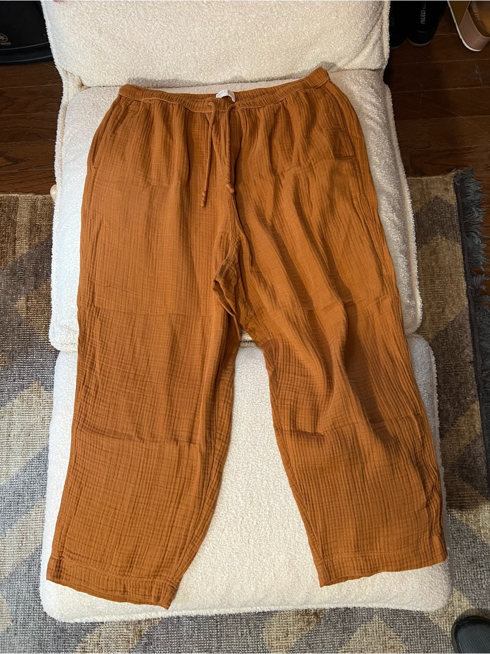 Lou & Grey Men's Drawstring Joggers in Rust